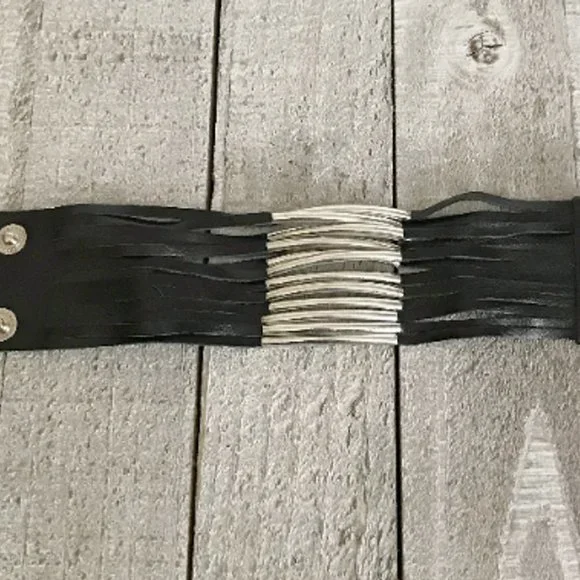 BLACK LEATHER & SILVER BAR WIDE CUFF BRACELET - Picture 3 of 5